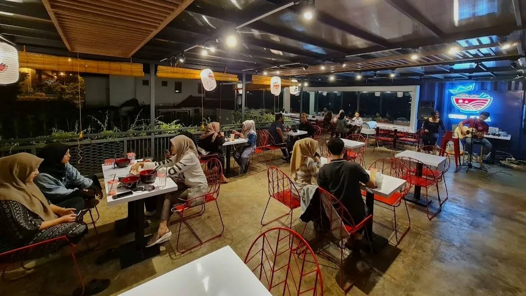 Suasana berbuka puasa di Ramen Master. Foto: Instagram Ramen Master