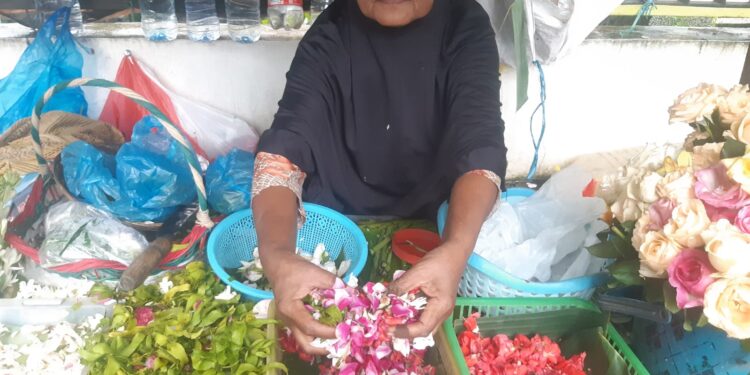 ramadan penjual bunga