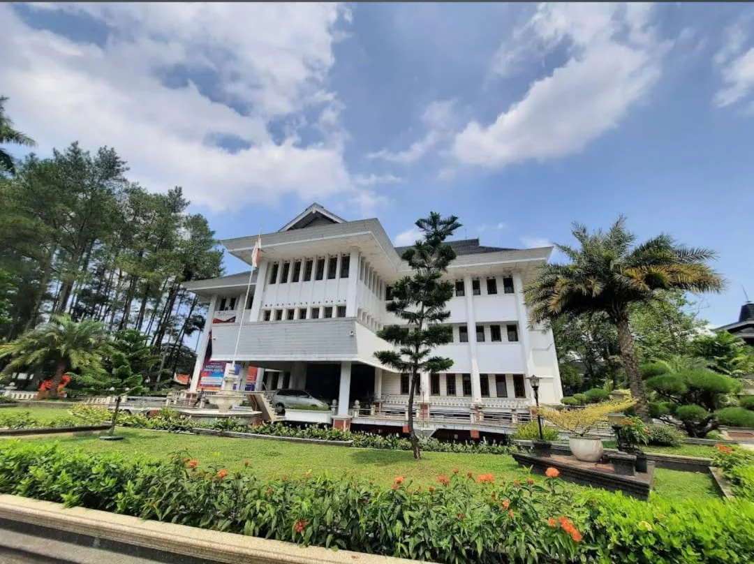 STIE Malangkucecwara
