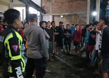Pihak kepolisian mendatangi lokasi kejadian mahasiswa tawuran (dok. Polresta Malang Kota)