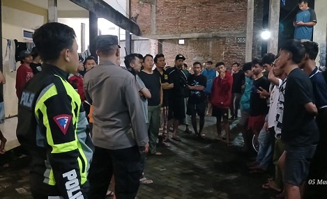 Pihak kepolisian mendatangi lokasi kejadian mahasiswa tawuran (dok. Polresta Malang Kota)
