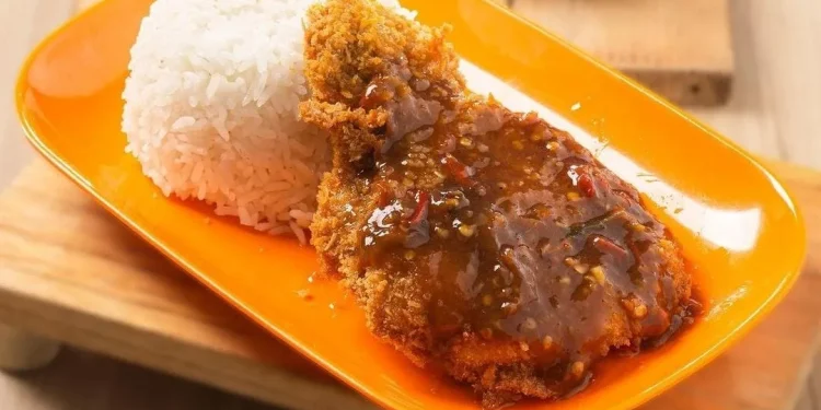 Chicken Hokage, salah satu menu andalan Geprek Kak Rose (Sumber: Instagram/@geprekkakrose)