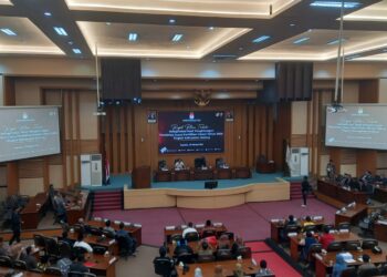 Rapat pleno rekapitulasi suara di ruang rapat paripurna DPRD Kabupaten Malang. Foto: Aisyah Nawangsari Putri