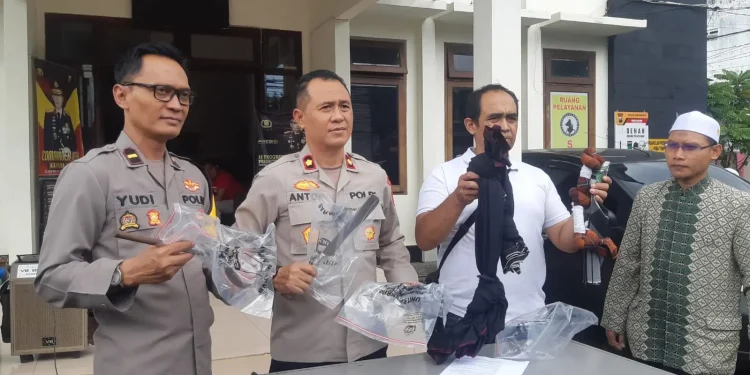 Polsek Lowokwaru mengungkap aksi perang sarung di Kota Malang. (Foto/M Sholeh)