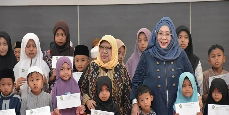 Acara peringatan Nuzulul Quran dan pemberian santunan untuk anak yatim dan duafa. Foto/dok FEB Unisma