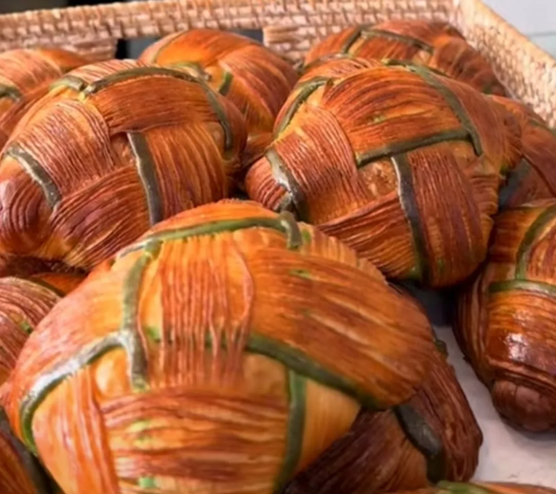 Croipat (Croissant Ketupat)Sumber: Pinterest