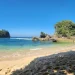 Salah satu pantai di Malang Selatan, Watu Leter. Jelajah terumbu karang memberikan pengalaman yang mengesankan. Foto: Google/Muhammad Qomarulloh