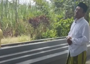 Informasi seputar makam Syekh Sayyid Ja’far Ma’ruf Al Maghrobi yang makamnya memiliki panjang 10 meter dan sebagai makam ulama terpanjang di Kabupaten Malang /Foto: Tangkapan layar kanal YouTube, Ali Musthofa