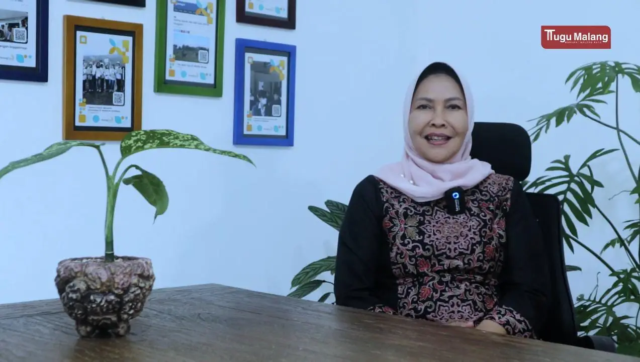 Dewanti Rumpoko, mantan Wali Kota Batu saat mengisi Podcast Tugumalang.id. (Foto/dok Tugumalang.id)