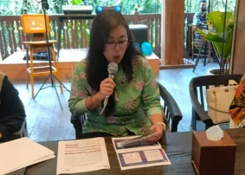 Plt Kepala OJK Malang, Ismirani Saputri. (Foto/M Sholeh)