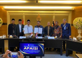 Acara penandatanganan kerja sama Pascasarjana Universitas Al-Qolam Malang dengan university Kebangsaan Malaysia. Foto/dok for TM