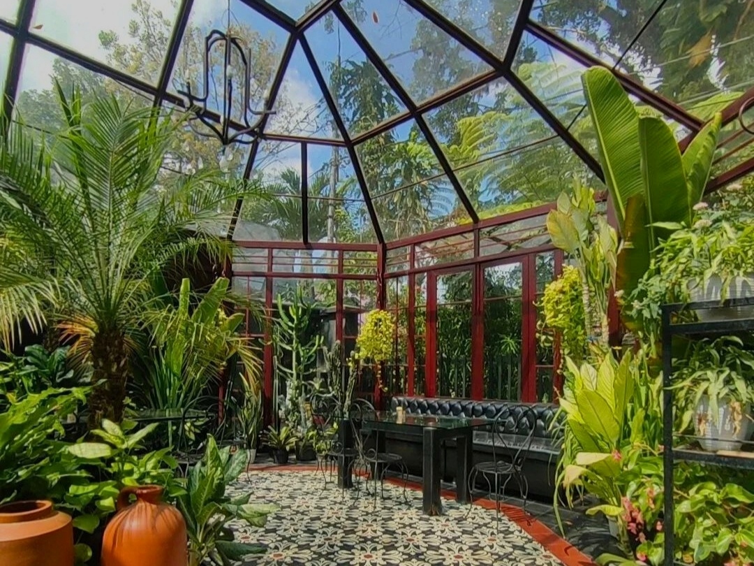Spot estetik berasa di kebun rumah di Madame Wang Secret Garden: Foto: Google Maps