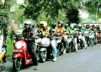 Deretan Ojol riding bareng. Foto/dok for TM