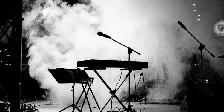 Konser musik batal digelar