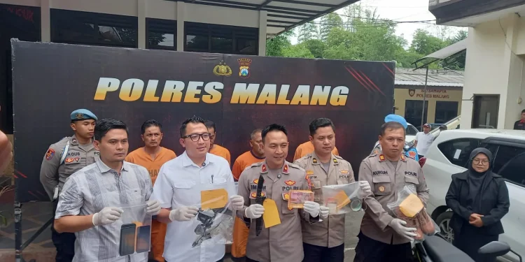 Perampokan di Kalipare
