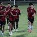 Arema FC berambisi sapu bersih dua laga tersisa musim ini termasuk melawan PSM Makassar demi bertahan di Liga 1 musim depan /Foto: Instagram @aremafcofficial