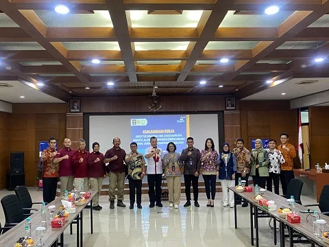 Suasana kunjungan kerja Direktur Jenderal Hak Asasi Manusia dan Pimpinan UPT Kemenkumham Jawa Timur ke PT Taspen Cabang Malang. Foto/dok for TM