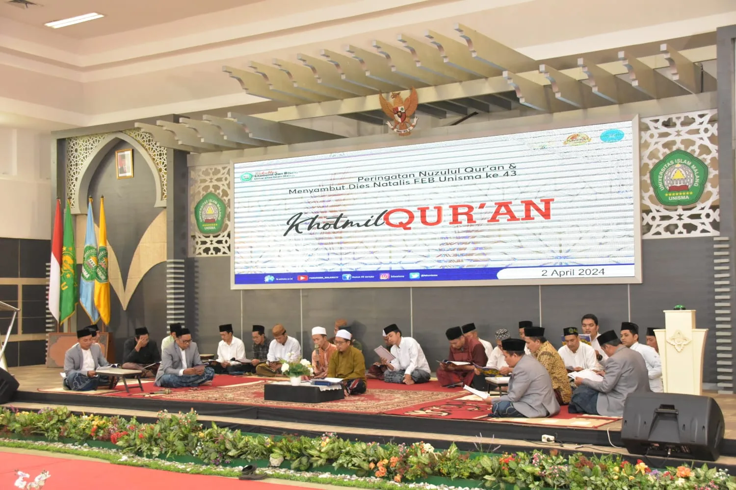 Acara peringatan Nuzulul Quran dan pemberian santunan untuk anak yatim dan duafa. Foto/dok FEB Unisma