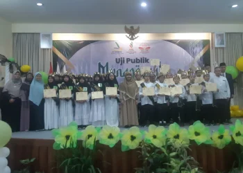 Para siswa sekolah IT Insan Permata Malang menjalani Uji Publik hafalan Al-quran. (Foto/M Sholeh)