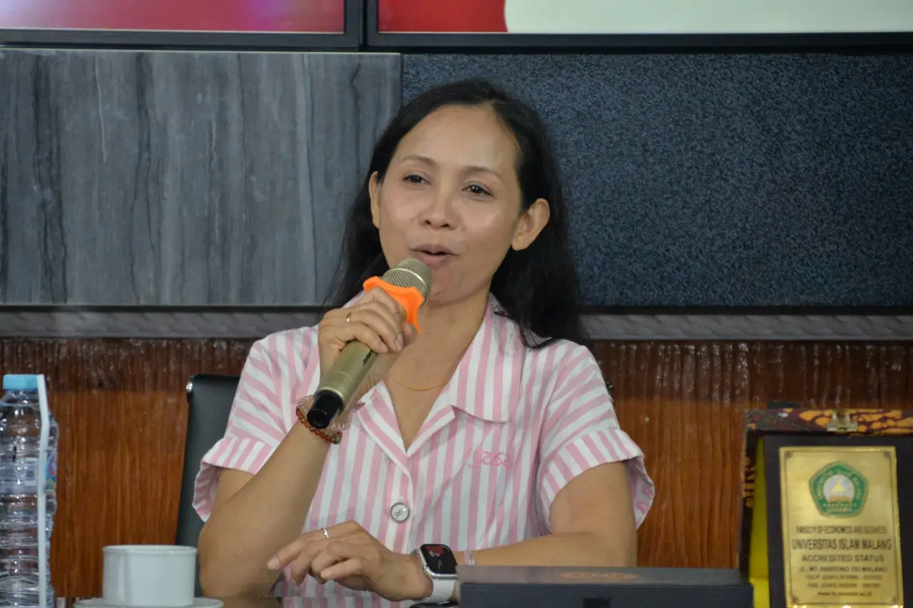 Pemateri dari Prince of Songkal University, Thailand. Foto/dok Unisma