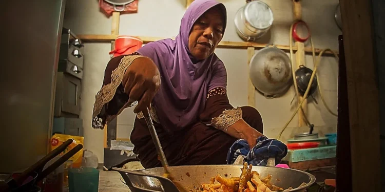 Cuplikan Slumfood Millioaire. Foto: dok. Netflix