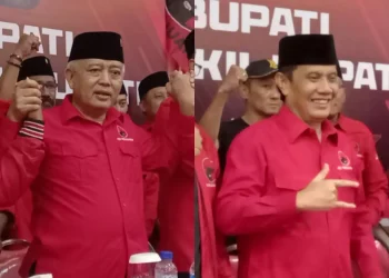 Bupati Malang, Sanusi (kiri), Anggota DPRD Provinsi Jawa Timur, Gunawan HS (kanan) sama-sama mendaftar sebagai Bacabup Malang. Foto: Aisyah Nawangsari Putri