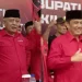 Bupati Malang, Sanusi (kiri), Anggota DPRD Provinsi Jawa Timur, Gunawan HS (kanan) sama-sama mendaftar sebagai Bacabup Malang. Foto: Aisyah Nawangsari Putri