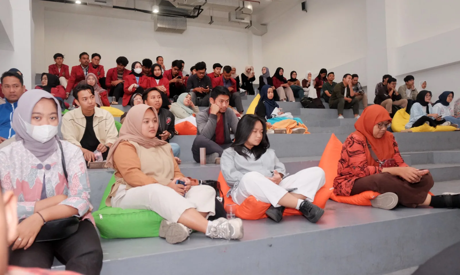 Para peserta Tugu Inspirasi Talks. Foto/Rubianto