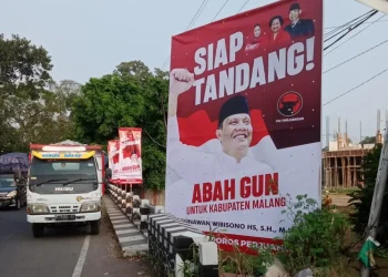 Banner Abah Gun yang ada di Kecamatan Pakis. Foto: dok. Relawan Poros Perjuangan