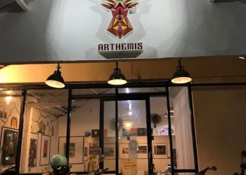 ngopi sambil melukis