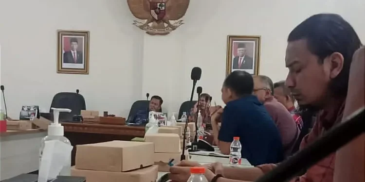 Pedagang pasar Among Tani