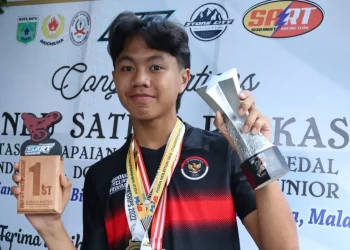 Atlet downhill Kota Batu