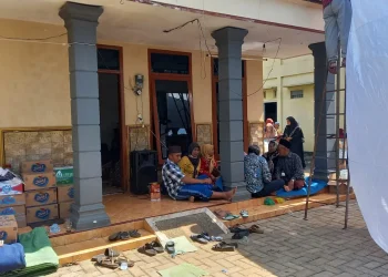 masuk jurang