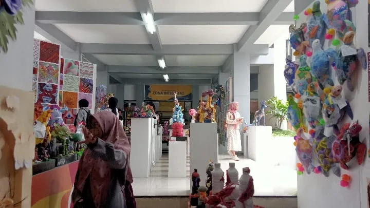 karya seni mahasiswa