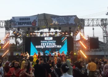 Universitas IBU
