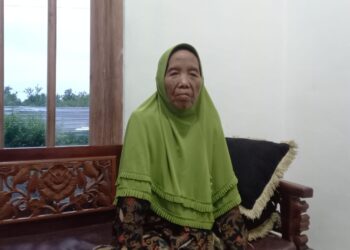 Paitun, lansia 92 tahun asal Bululawang yang akan berangkat haji. Foto: Aisyah Nawangsari Putri