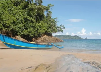 Pantai Bolu-Bolu surga bagi para pecinta olahraga snorkeling/Foto: Instagram @pantaibolubolu