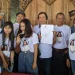 Relawan KD mewakili Kris Dayanti mengambil formulir pendaftaran bakal calon Wali Kota Batu dari DPC PDIP Kota Batu, Senin (6/5/2024). Foto: Azmy