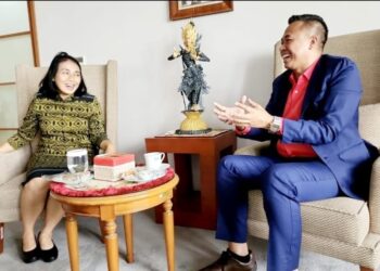 CEO Prolansekap Indonesia, Arie Aripin bersama Menteri Pemberdayaan Perempuan dan Anak RI, Bintang Puspayoga. (Foto/dok. for TM)