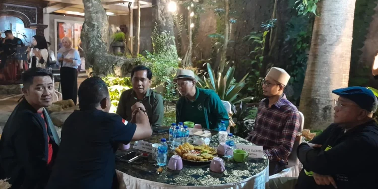 Dinyatakan memenuhi syarat jalur perseorangan atau independen, Heri Cahyono (Sam HC) komitmen ikuti setiap tahapan proses di KPU Kota Malang /Foto: Tugumalang.id/ Bagus Rachmad Saputra