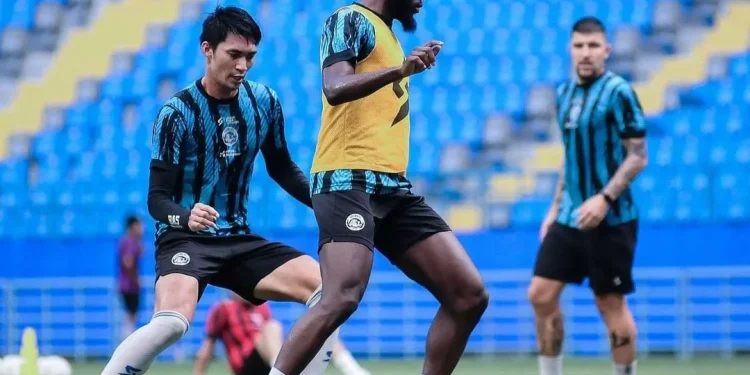 Manajemen Arema FC segera bahas home base tim untuk musim depan/Foto: Instagram @aremafcofficial