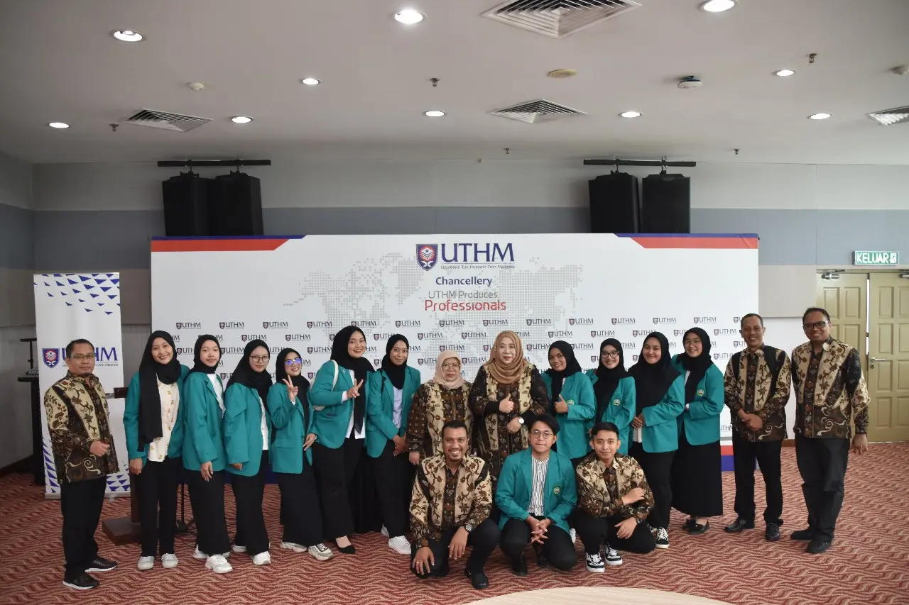 Mahasiswa FEB Unisma yang mengikuti International Outbond Mobility 2024 ke Malaysia. Foto/dok Unisma