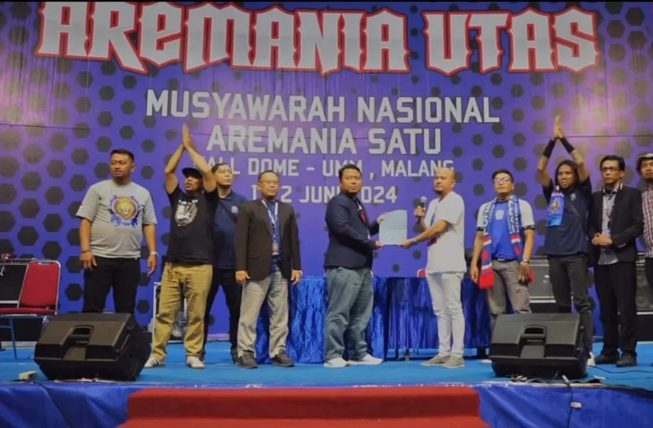 Hari kedua Munas Aremania, Presidium Aremania Utas resmi dikukuhkan/Foto: Tangkapan layar Instagram @alirifki_87
