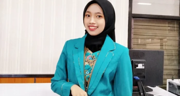 Mahasiswa Prodi Perbankan dan Keuangan Fakultas Vokasi UMM, Al Fianty Risky meraih juara 3 lomba esai Perbankan Nasional 2024/Foto: dok. Vokasi UMM