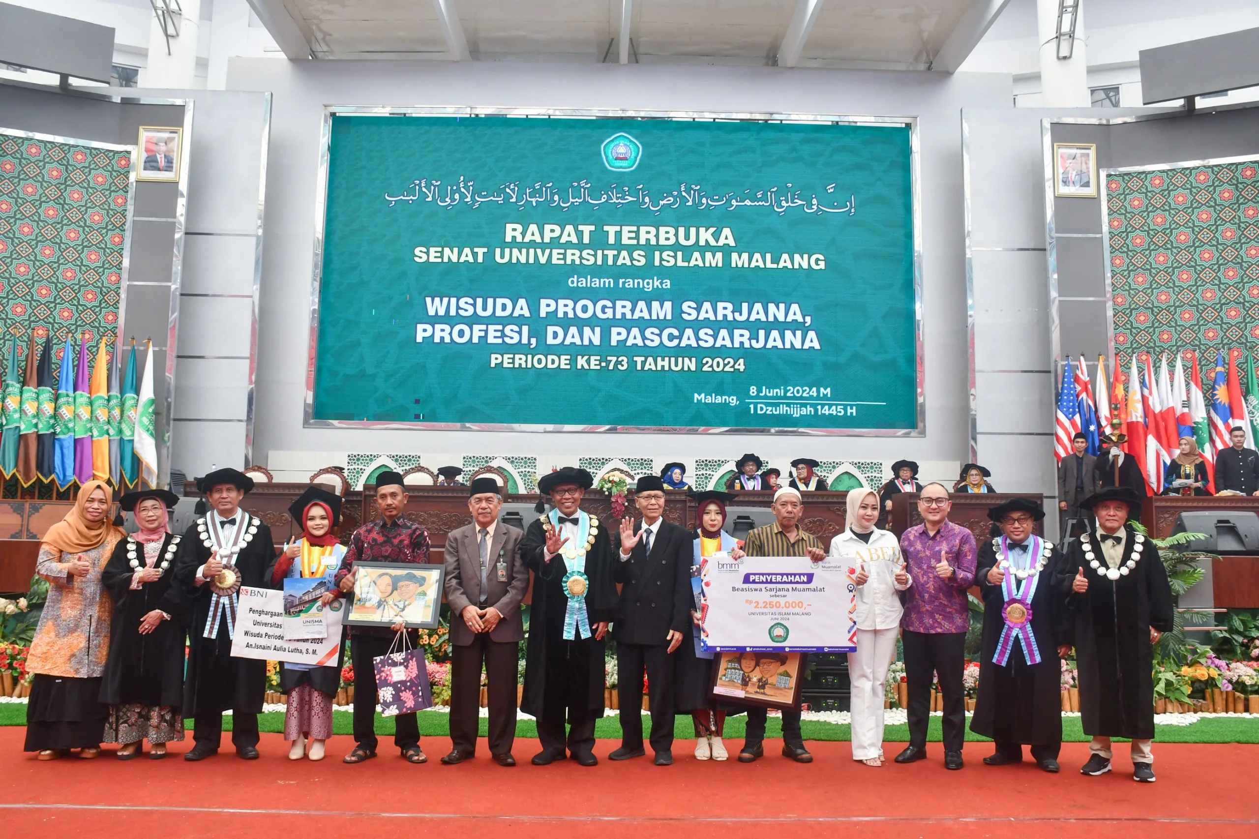 Wisuda terbaik