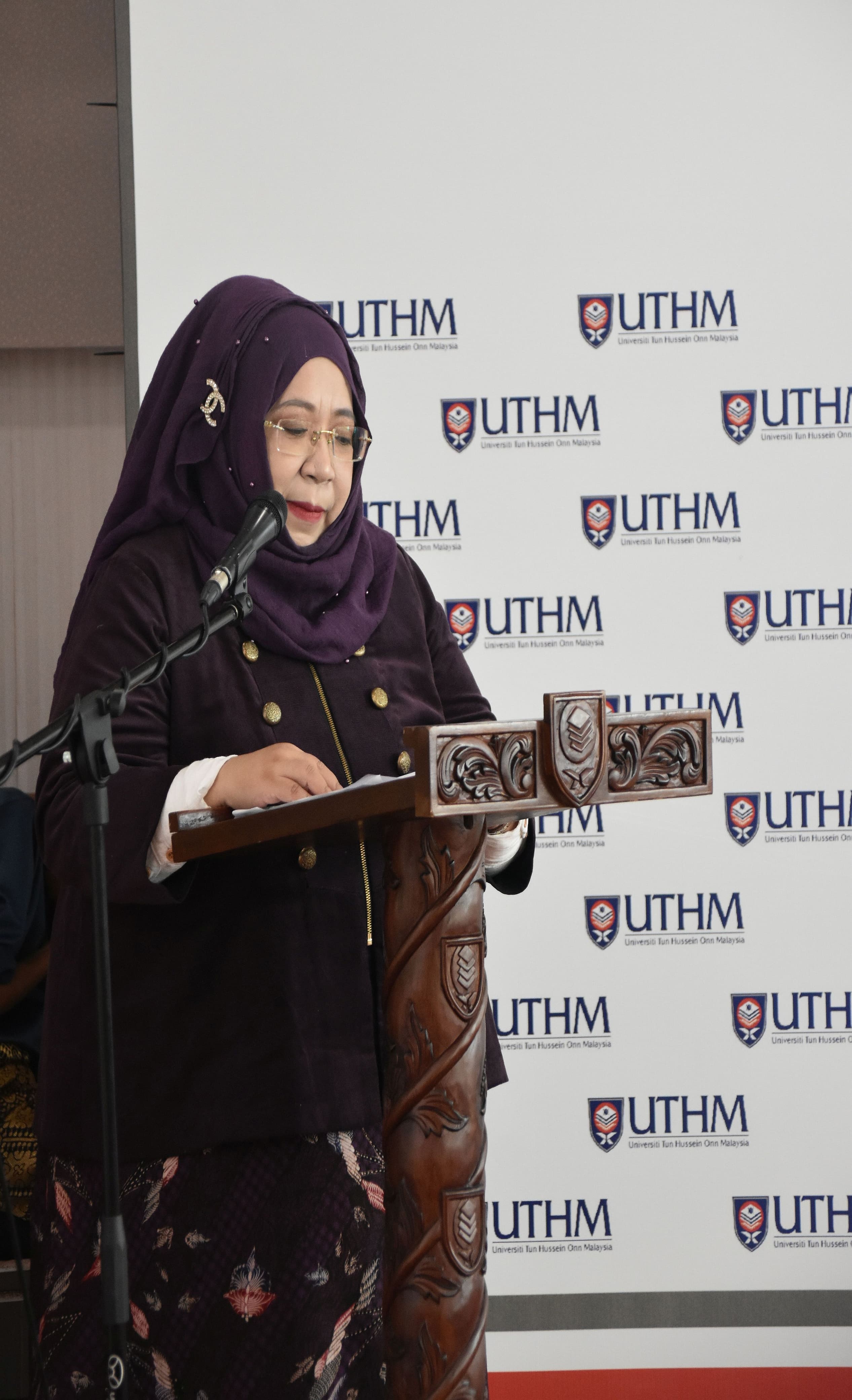 Dekan FEB Unisma