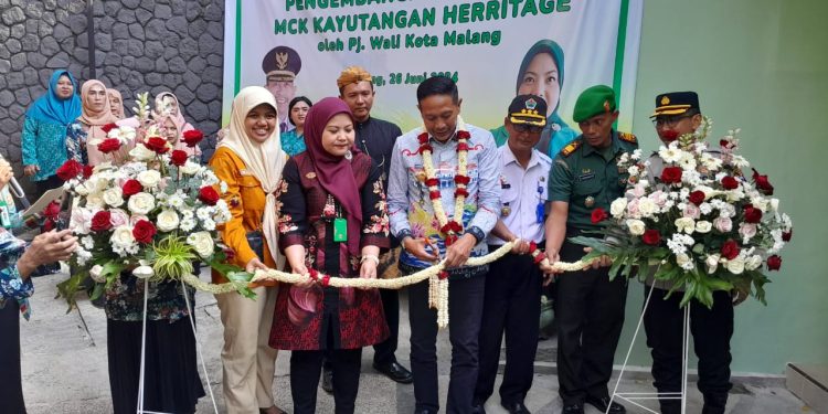 PJ Wali Kota Malang resminkan MCK di Kautangan Heritage sumbangan RS Hermina Tangkubanprahu Malang