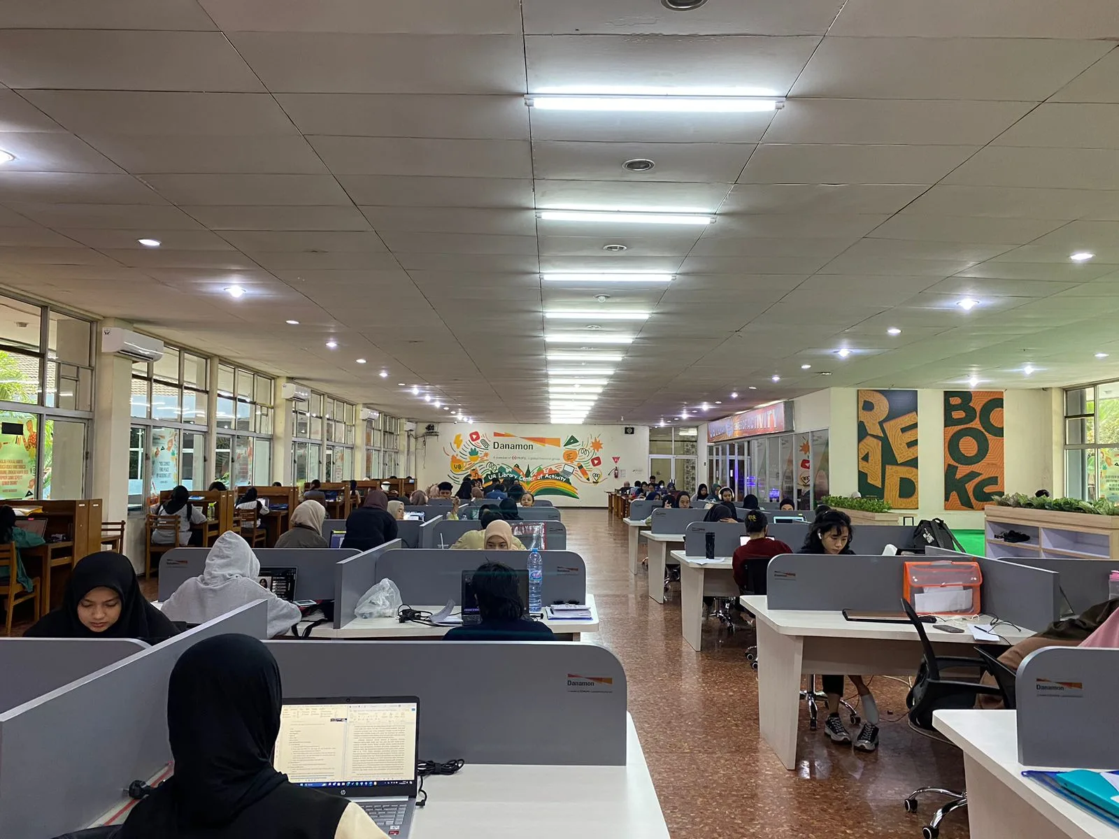 Ruang perpustakaan
