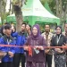 Dekan FEB Unisma Nur Diana, SE., M.Si., CMA., CBV., CERA, saat membuak Expo Bazar. Foto/dok Unisma