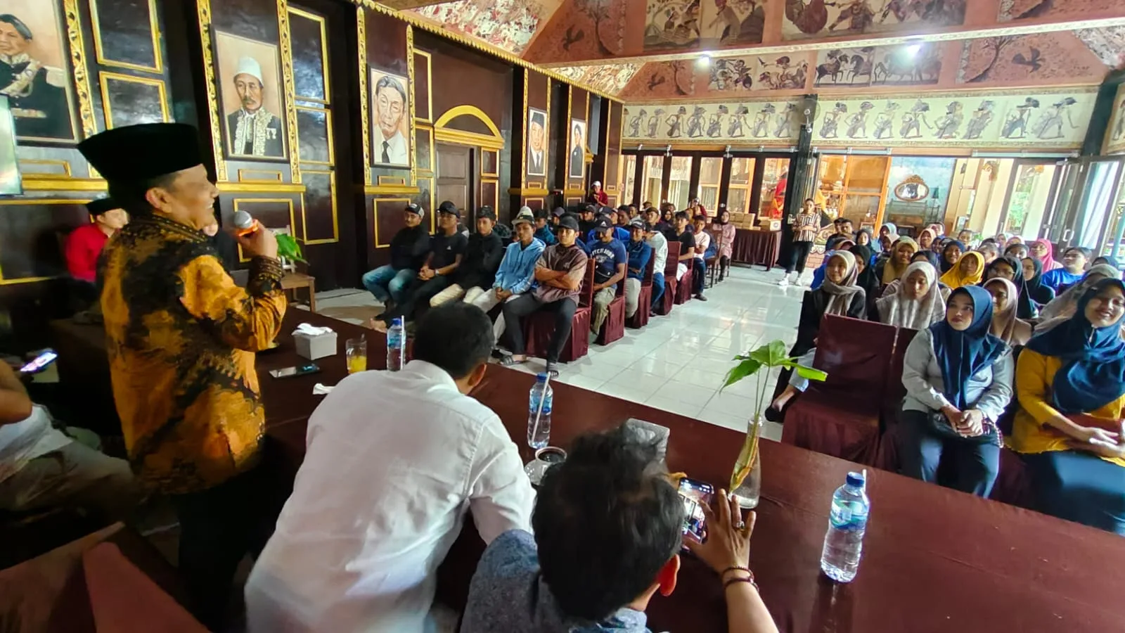 130 tokoh masyarakat hadiri sosialisasi dari Gunawan HS. Foto: dok.